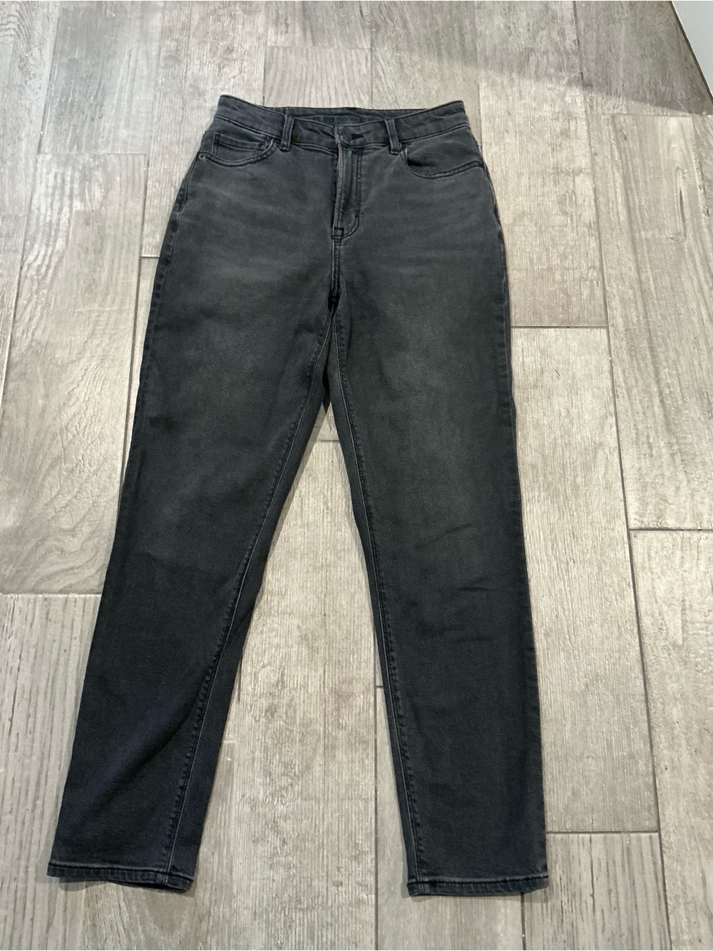 American Eagle Outfitters High-Rise Black Jeans